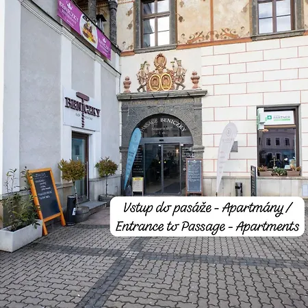 Alure Residences 2 - 24h Self Check-in & Private Parking Next To The Building Included, Center Right On Snp Square In A Quiet Passage, New Building, In Town * Besztercebánya