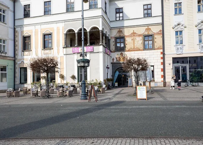 Appartement Alure Residences 2 - 24h Self Check-in & Private Parking Next To The Building Included, Center Right On Snp Square In A Quiet Passage, New Building, In Town